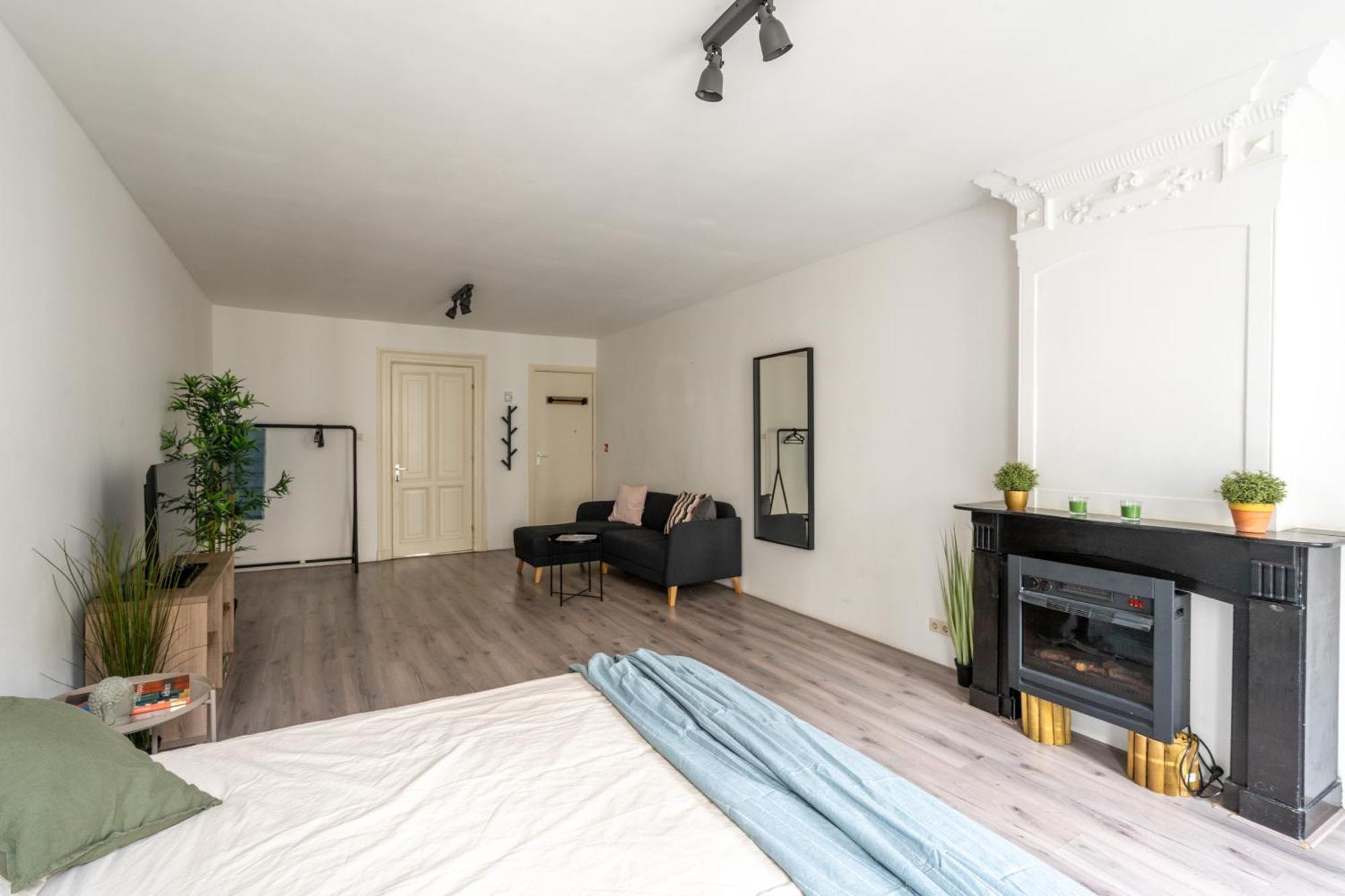 Отель Penthouse Amsterdam Dam Square Номер фото